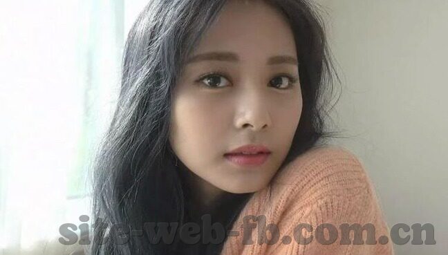 足球比分8波-足球比分8波，赛场风云变幻中的激情与悬念